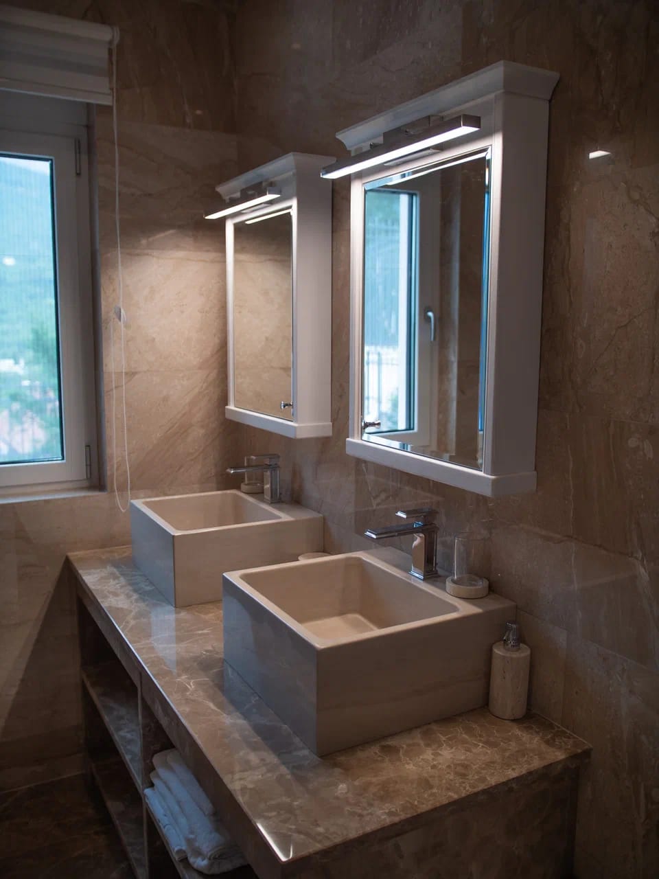 Image of Villa - 6 Bedrooms - 2 Bathrooms for Sale in Tivat-Mrcevac-Montenegro, Image 26